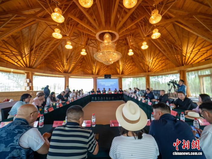 探索九游游戏无限可能 - 九游官网